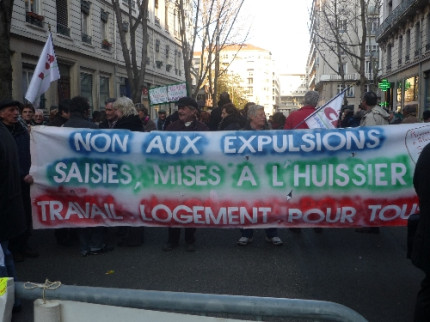 Le  R&eacute;seau &eacute;ducation sans fronti&egrave;res manifeste &agrave; Lyon