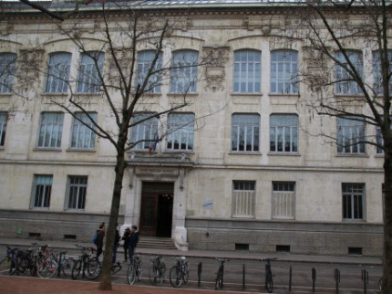 Alerte &agrave; la bombe dans les lyc&eacute;es : le suspect de 18 ans mis en examen