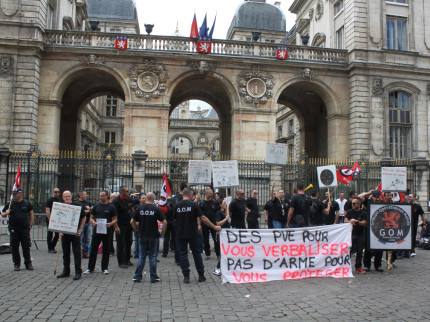 Lyon : manifestation d’une section de la police municipale pour demander à être armé Lyon : manifestation d’une section de la police municipale pour demander à être armé