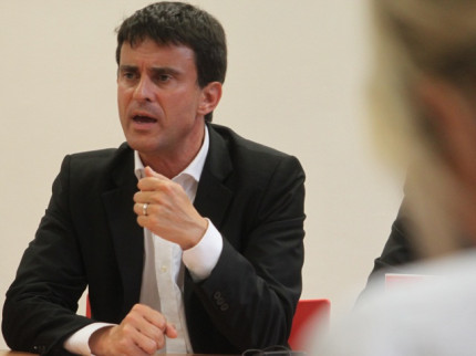 Manuel Valls préfère le « vous » au « tu » Manuel Valls préfère le « vous » au « tu »