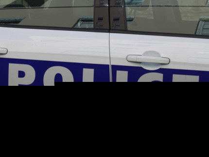 Il met le feu à l’appartement avec ses enfants dedans Il met le feu à l’appartement avec ses enfants dedans