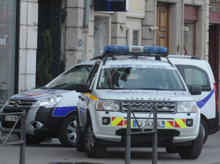 Victime d’un vol de sac, une jeune femme entre la vie et la mort à Villeurbanne Victime d’un vol de sac, une jeune femme entre la vie et la mort à Villeurbanne