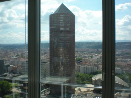 Lyon: gr&egrave;ve au Crayon