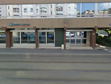 Un cadavre retrouv&eacute; au-dessus d'une banque de la Part-Dieu