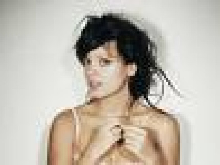 Lily Allen vend sa montre sur Twitter Lily Allen vend sa montre sur Twitter