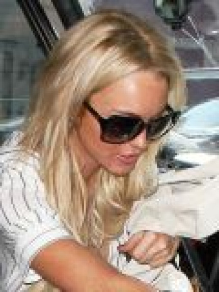 Lindsay Lohan placée à l’isolement après une crise de nerfs Lindsay Lohan placée à l’isolement après une crise de nerfs