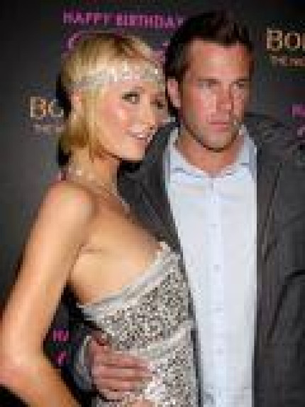 Paris Hilton : Ses voisins la détestent Paris Hilton : Ses voisins la détestent