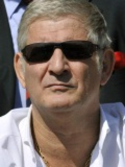 Patrick Sébastien abandonne le Dard Patrick Sébastien abandonne le Dard