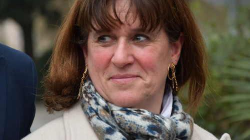 M&eacute;tropolitaines 2026 : V&eacute;ronique Sarselli (Grand Coeur lyonnais) en t&ecirc;te au 1er tour selon notre sondage