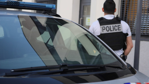 Près de Lyon : un lycéen grièvement blessé à l’arme blanche, un suspect arrêté Près de Lyon : un lycéen grièvement blessé à l’arme blanche, un suspect arrêté