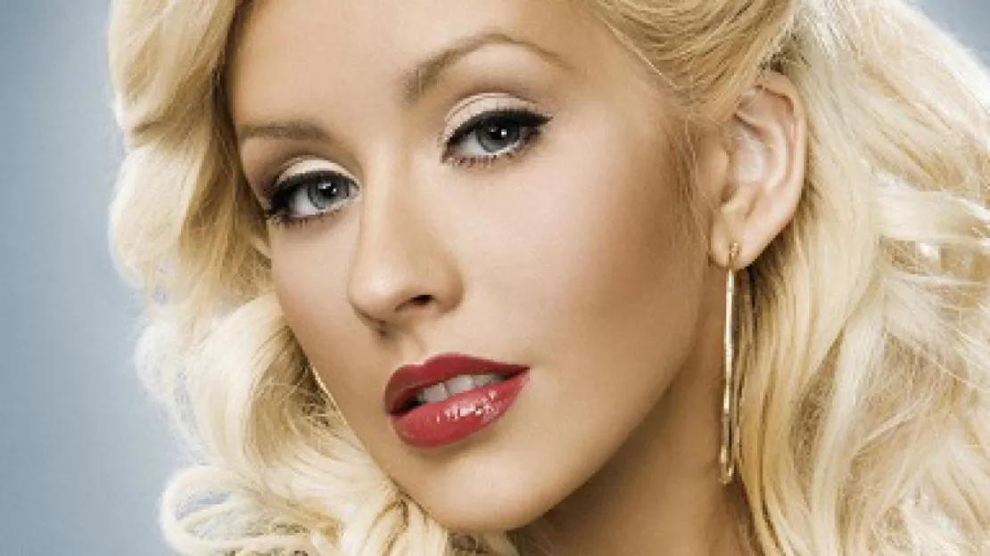 Christina Aguilera imite Britney Spears !