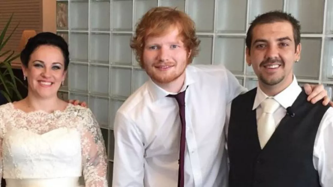 Ed Sheeran s'incruste à un mariage en Australie !