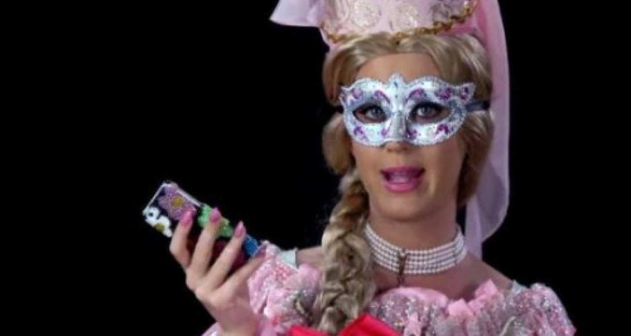 Découvrez le nouveau clip de Katy Perry "Birthday" Découvrez le nouveau clip de Katy Perry "Birthday"