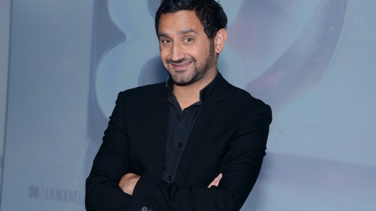 Le clip compl&eacute;tement fou de Cyril hanouna !