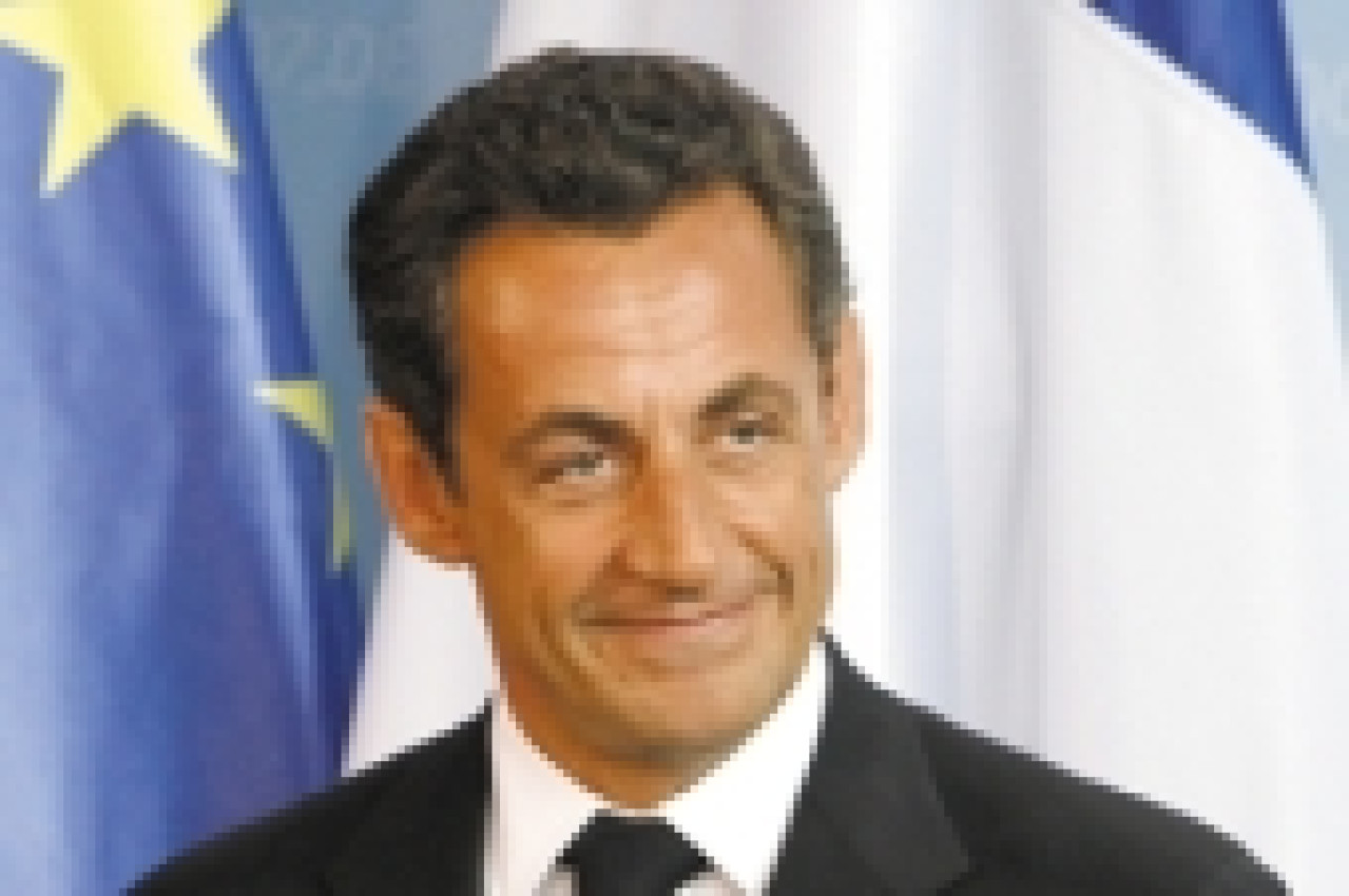 Sarkozy se l&acirc;che