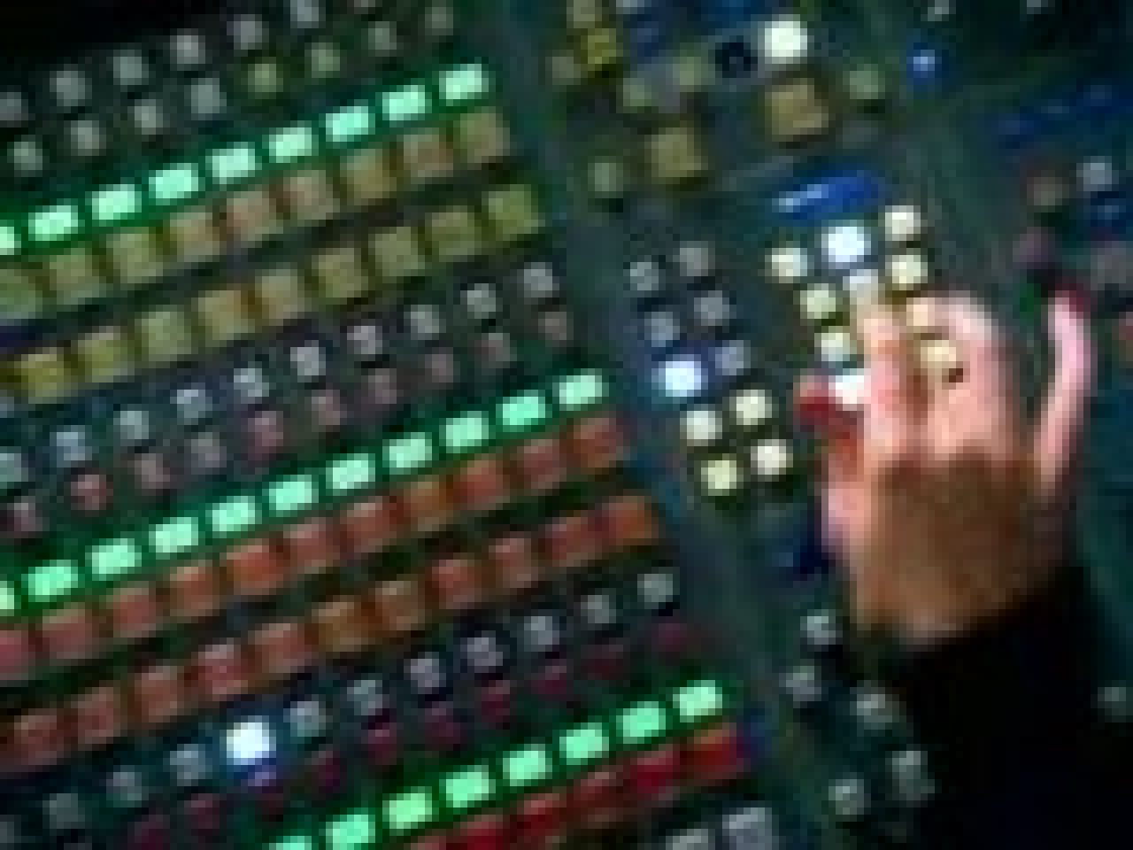 Christina Aguilera - Keeps gettin' better