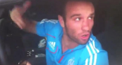Quand Mathieu Valbuena s'&eacute;nerve contre des supporters de l'OM