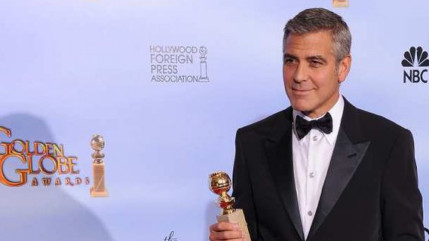 Georges Clooney aux Golden Globes: "Je suis Charlie". Georges Clooney aux Golden Globes: "Je suis Charlie".