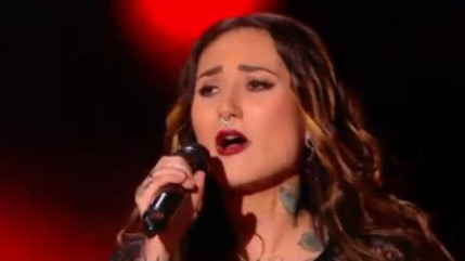 Amélie Piovoso (The Voice) reprend "Addicted To You" de Avicii ! Amélie Piovoso (The Voice) reprend "Addicted To You" de Avicii !