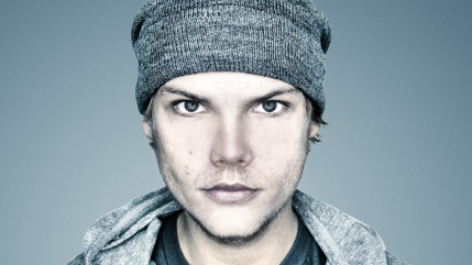 Découvrez le nouveau clip "Broken Arrows" d'Avicii ! Découvrez le nouveau clip "Broken Arrows" d'Avicii !