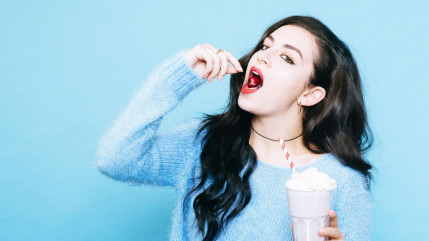 Découvrez le clip "Breaking Up" de Charli XCX!