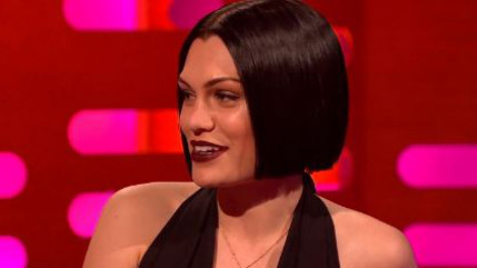 Jessie J chante juste même la bouche fermée ! Jessie J chante juste même la bouche fermée !