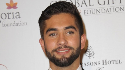 Découvrez Kendji Girac qui chante à seulement 10 ans! Découvrez Kendji Girac qui chante à seulement 10 ans!