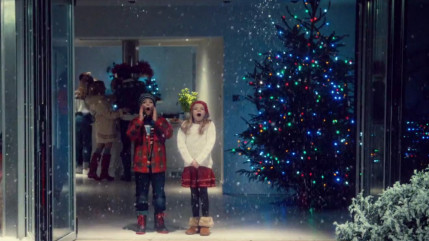Le clip de Kylie Minogue "Every Day's Like Christmas" ! Le clip de Kylie Minogue "Every Day's Like Christmas" !