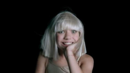 Découvrez le nouveau clip de Sia "Big Girls Cry" ! Découvrez le nouveau clip de Sia "Big Girls Cry" !
