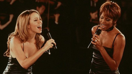 Mariah Carey chante un duo virtuel avec Whitney Houston ! Mariah Carey chante un duo virtuel avec Whitney Houston !