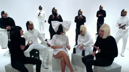 Sia et Natalie Portman chantent a capella avec Jimmy Fallon ! Sia et Natalie Portman chantent a capella avec Jimmy Fallon !