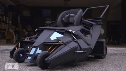 Ils créent une "bat-poussette" pour un fan de Batman! Ils créent une "bat-poussette" pour un fan de Batman!