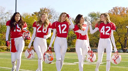 La pub de Victoria's Secret pendant le Super Bowl!