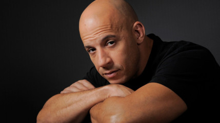 Vin Diesel au bord des larmes chante pour Paul Walker! Vin Diesel au bord des larmes chante pour Paul Walker!