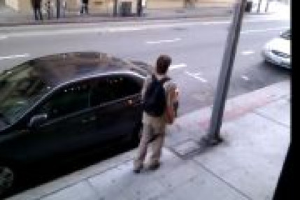 Homme Ivre + Poteau = AIE ! Homme Ivre + Poteau = AIE !