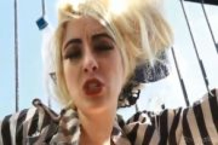 TELEPHONE...LA parodie TELEPHONE...LA parodie