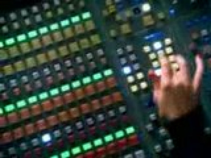 Christina Aguilera - Keeps gettin' better