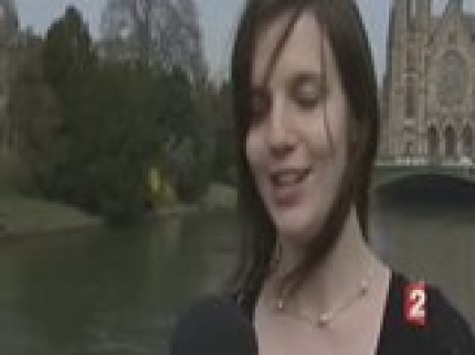 Elle embrasse Barack Obama ! Elle embrasse Barack Obama !