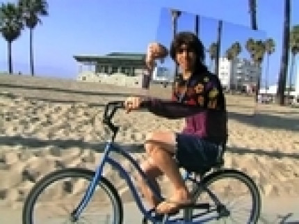 Naive New Beaters - Live good