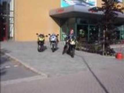 Régis achete une moto! Régis achete une moto!