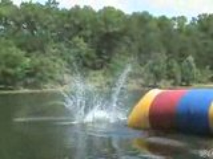 Régis envoit sa copine en l'air! Régis envoit sa copine en l'air!