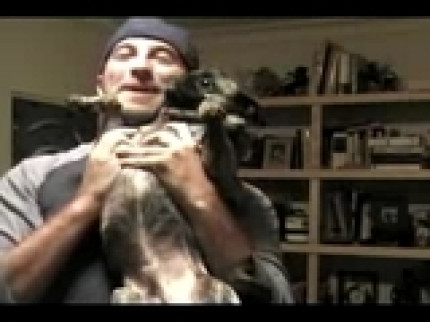 Regis présente son chien à sa famille! Regis présente son chien à sa famille!