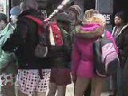 Sans pantalon dans le métro !! Sans pantalon dans le métro !!