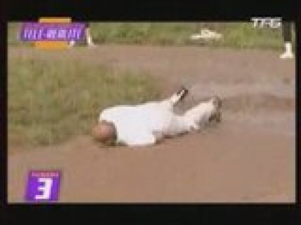 TOP 10 des chutes TV réalité! TOP 10 des chutes TV réalité!