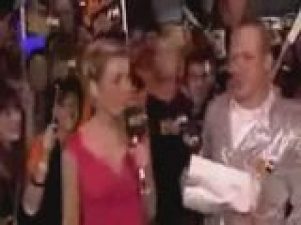 [BUZZ] Grosse gifle en direct! 