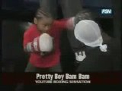 6 ans..et boxe comme un pro!